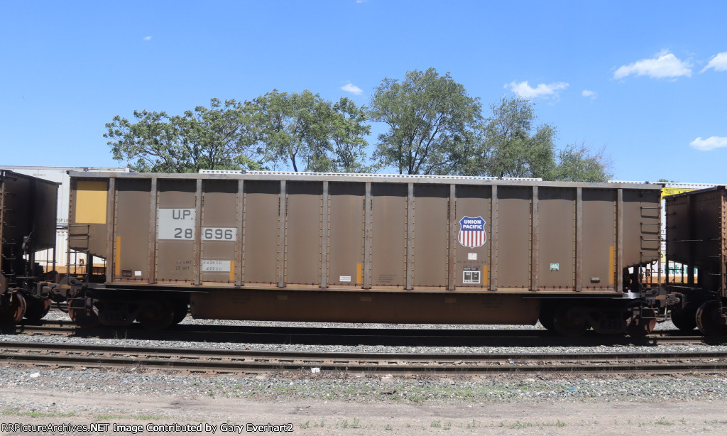 UP 28696 - Union Pacific